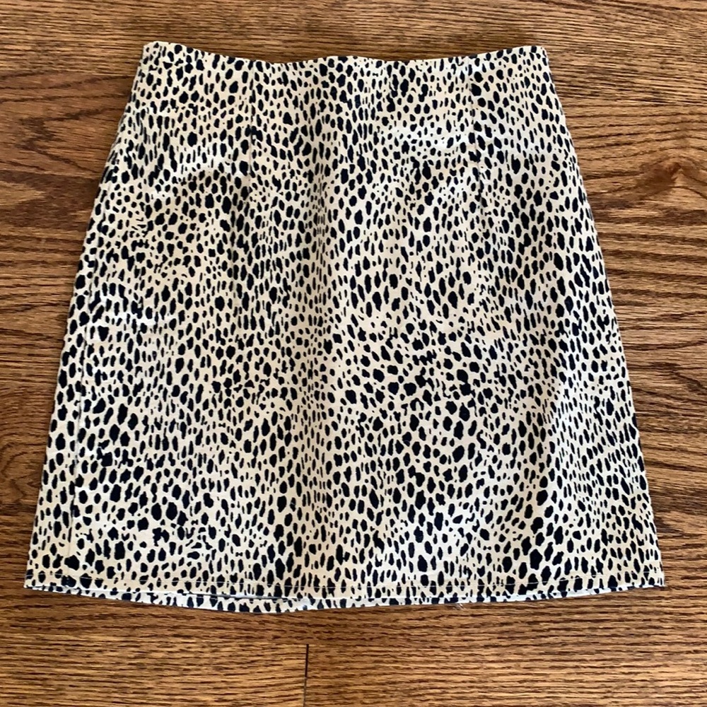 Brandy Melville mini skirt